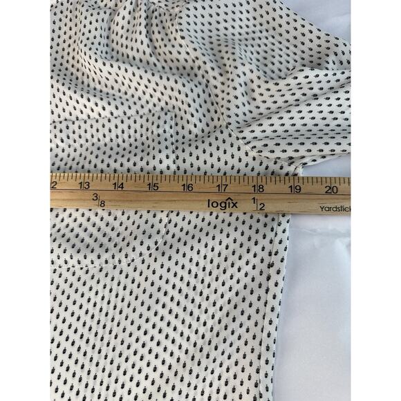 Ann Taylor LOFT White W/ Black Print No Show Buttons Blouse Top Sz S Classic EUC - Picture 14 of 16